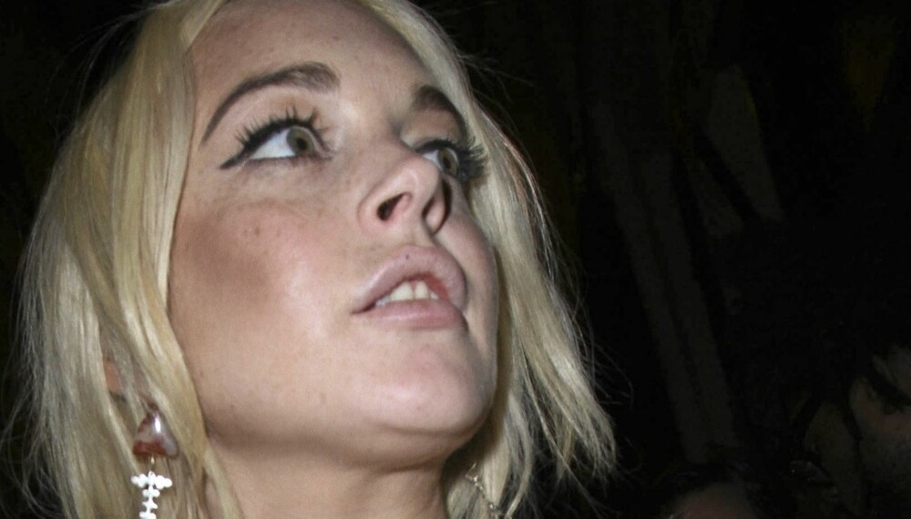 Lindsay Lohan fikk ubudent besøk søndag kveld.