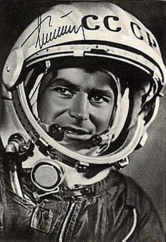 Russiske Gherman Titov var en av verdens aller første astronauter - og førstemann til å spy i bane rundt jorda.