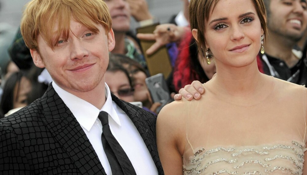 KJÆRESTER PÅ LERRETET: Rupert Grint og Emma Watson spiller Hermine Grang og Ronny Wiltersen i "Harry Potter"-filmene, og ender til slutt opp som kjærester.