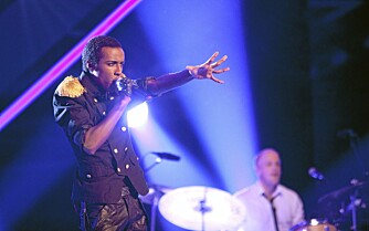 UTSETTER PLATEN: Mo skulle ha gitt ut en plate i fjor, men den er nå utsatt på ubestemt tid. Her fra «X Factor» i 2010.