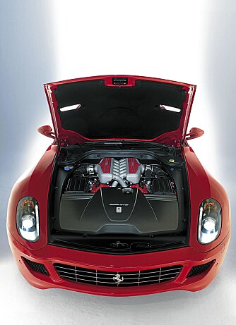 FERRARI 599: Dagens bil har 720 hester. Neste vil ha rundt 710. FERRARI 599: Dagens bil har 720 hester. Neste vil ha rundt 710.