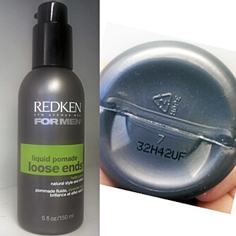 BATCH CODE: Her ser du batch code på et Redken-produkt. Du finner ofte kodene under produktene.