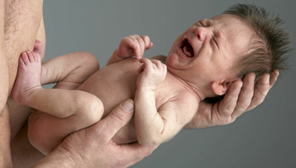Risting av små babyer kan gi uopprettelige skader i hjernen, og i verste fall være livsfarlig.