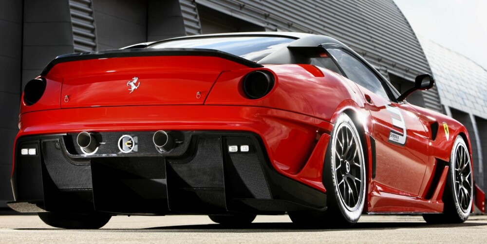 HOT: Ferrari 599XX