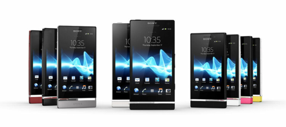 XPERIA-SERIEN: Sony Xperia S (midten) får selskap av de nye medlemmene Xperia P (t.v) og Xperia U (t.h.).