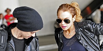 AV OG PÅ: Samantha Ronson og Lindsay Lohan på nyttårsaften. Lindsay skal ha blitt mishandlet av kjæresten gjentatte ganger.