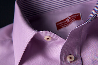 PERFEKT: Ved å få skjorten skreddersydd etter dine mål får du en perfekt tilpasset skjorte.