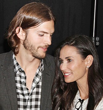 LYKKELIGERE TIDER: Ashton Kutcher og Demi Moore var gift i seks år før det ble slutt i november i fjor.