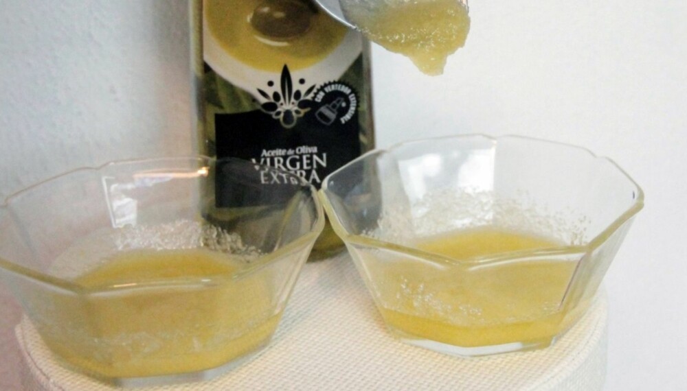 DIY ansiktsskrubb: Den billigste ansiktsskrubben lager du selv. DIY ansiktsskrubb: Den billigste ansiktsskrubben lager du selv.