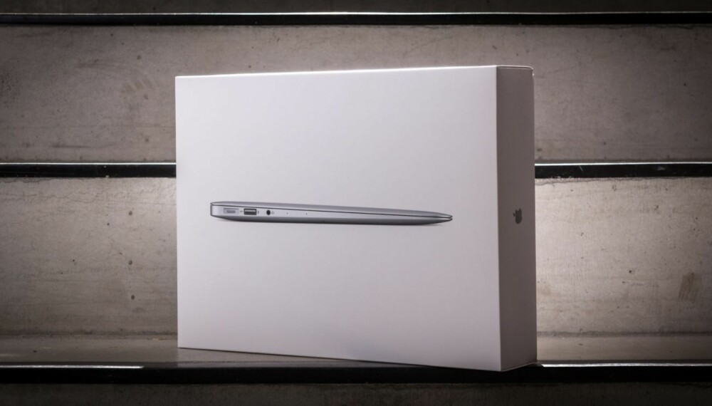 HVA ER I ESKEN: Vi har akkurat fått levert et testeksemplar av splitter nye MacBook Air.