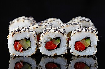 VEGETARIANSK SUSHI: Du kan lage mange spennende retter som vegetarianer. Hva med for eksempel vegetariansk sushi? 