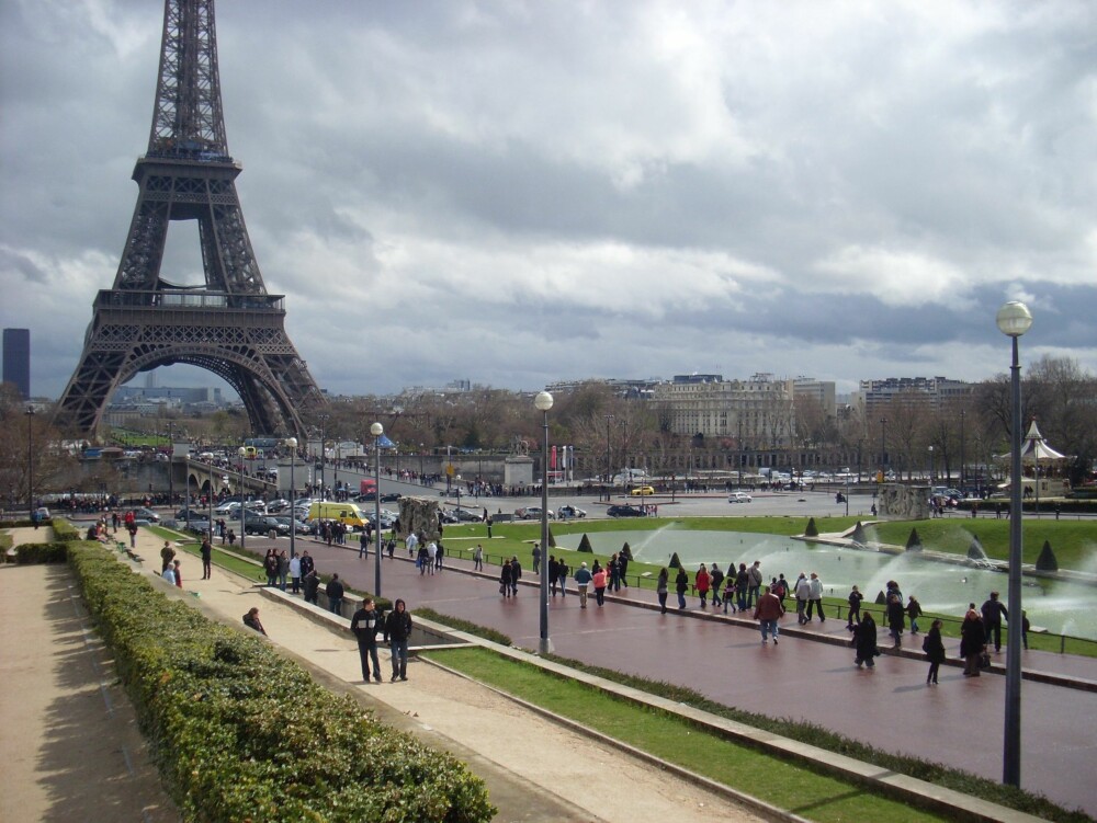 PARIS: Hvem vil ikke dra på shoppingtur til nydelige Paris?