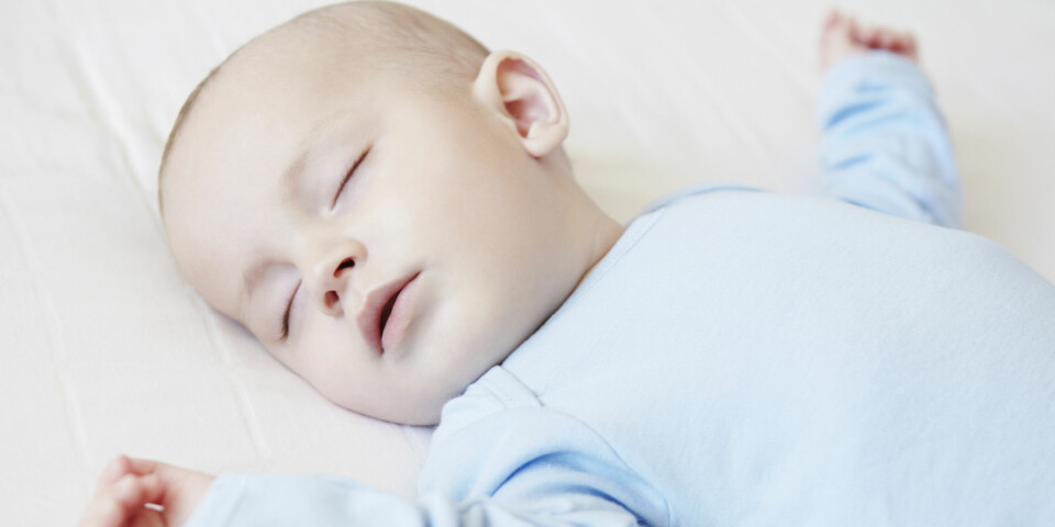 SNORKING HOS BABY: Har du en baby som snorker? Ifølge ekspertene skal små barn normalt sett ikke snorke høylytt. Foto: Gettyimages.com. SNORKING HOS BABY: Har du en baby som snorker? Ifølge ekspertene skal små barn normalt sett ikke snorke høylytt. Foto: Gettyimages.com.
