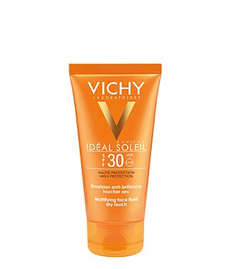 Vichy Soleil Mattifying Dry Touch ansiktssolkrem SPF30 beskytter huden din og virker mattende. &nbsp;
