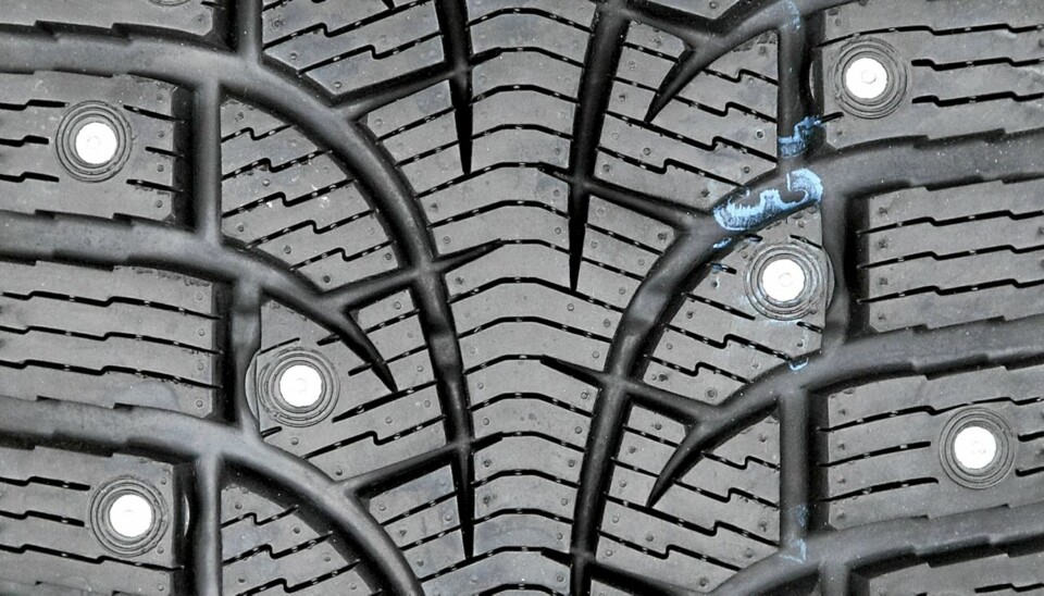 PIRELLI WINTER CARVING EDGE