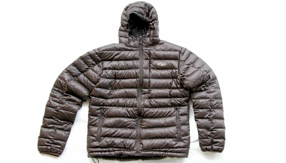 TEST: Klikk.no har testet åtte superlette dunjakker under 500 gram.