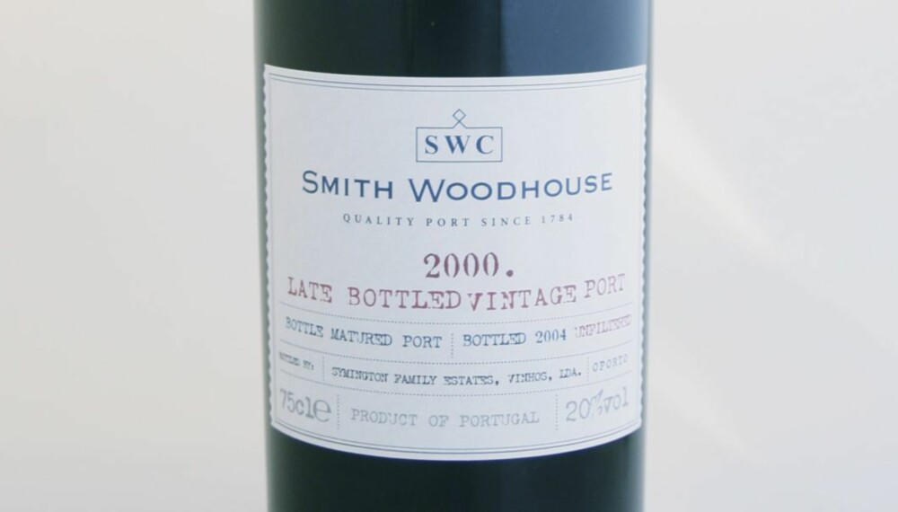 SØTE JULEGAVER: Smith Woodhouse LBV Port 2000 er en søt sterkvin fra Portugal.