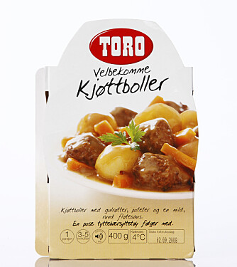 Toro Velbekomme: Kjøttboller med gulrøtter, poteter og en mild/rund fløtesaus. Tyttebærsyltetøy