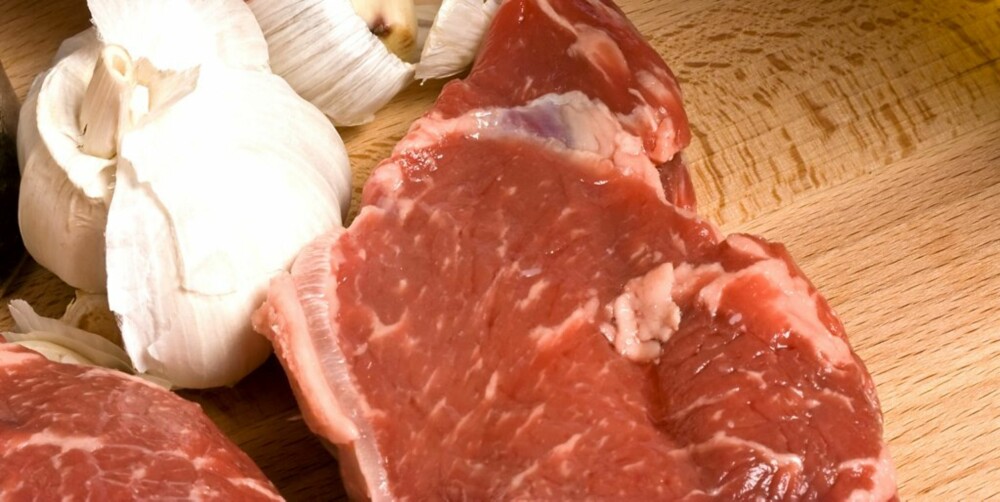 SVOVEL: Kjøtt og hvitløk kan gi dårlig ånde.