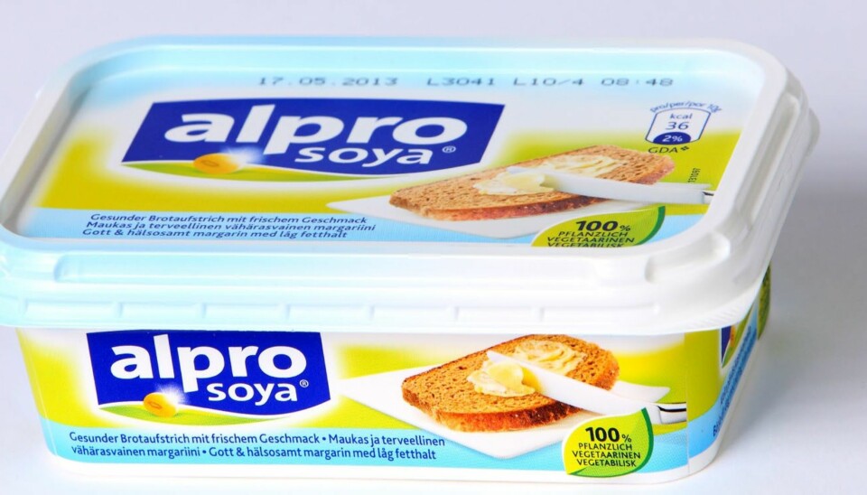 SMØR OG MARGARIN: Det er ikke ett fett hvilket spisefett du velger. DinKost har vurdert næringsinnholdet i 24 typer spisefett.