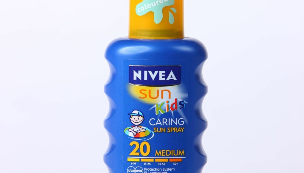 TEST AV SOLKREM: Nivea sun Kids spray, faktor 20