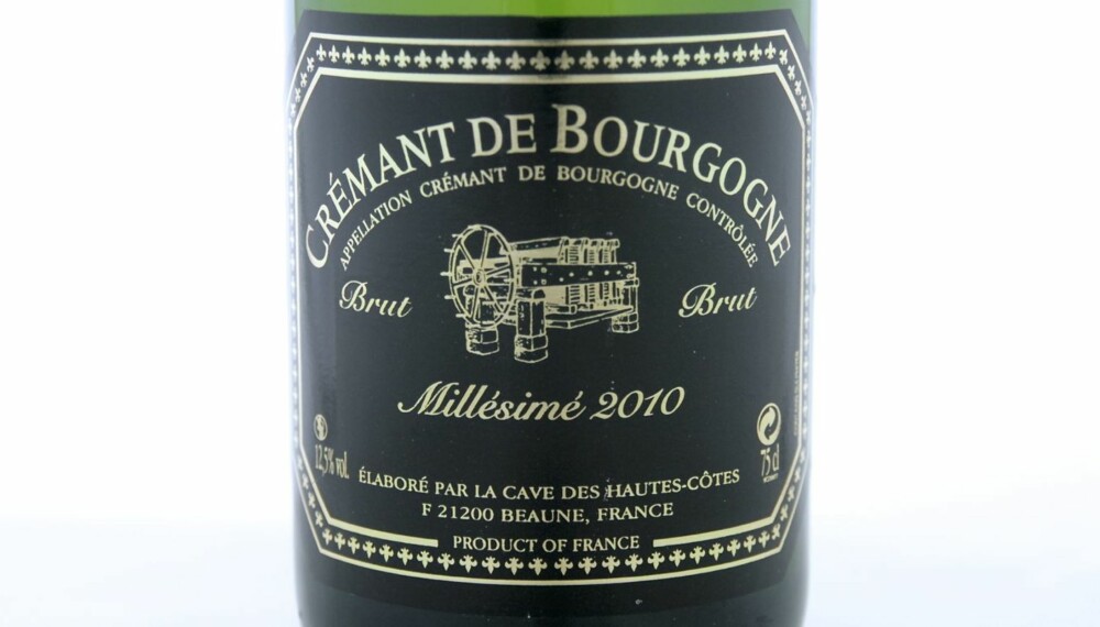 BILLIGE BOBLER: Caves Hautes Côtes Crémant de Bourgogne Brut 2010.