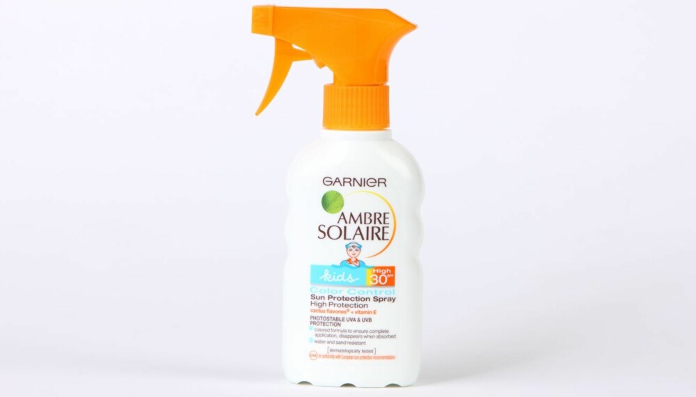TEST AV SOLKREM FOR BARN: Garnier Ambre Solaire kids color control sun protection spray.
