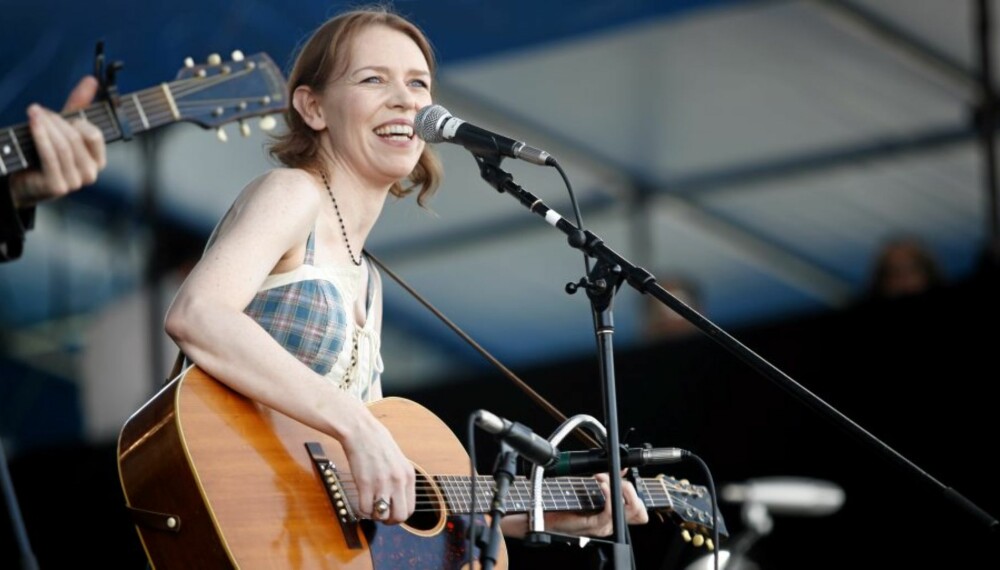 Gillian Welch performs at the Newport Folk Festival at Fort Adams State Park in Newport, R.I. on Sunday, Aug. 3, 2008. (AP Photo/Joe Giblin)