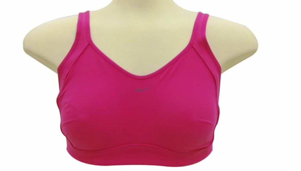 KOMFORT I HØYSETET: Nike Strength Bra II scorer noe dårligere på ytelse. KOMFORT I HØYSETET: Nike Strength Bra II scorer noe dårligere på ytelse.