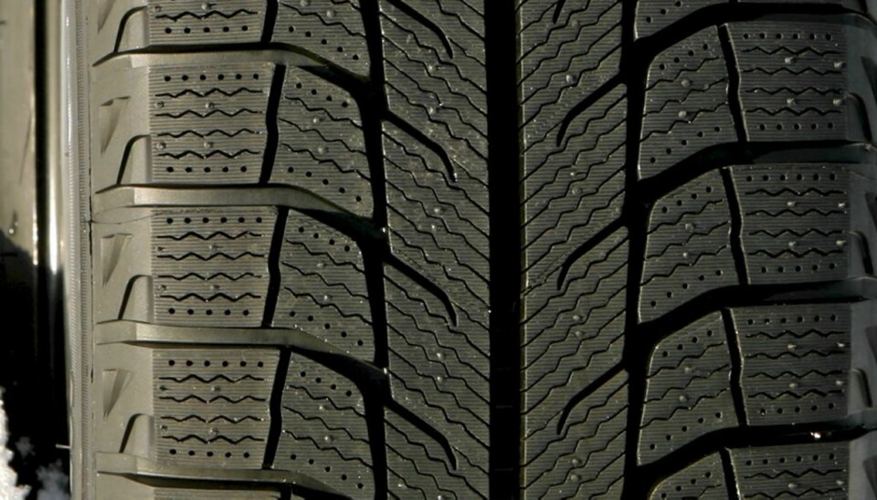 SVÆRT GODT: Michelin X-Ice 2 bremser godt, det har balanserte handlingegenskaper på is og snø, men svakere på våt asfalt.