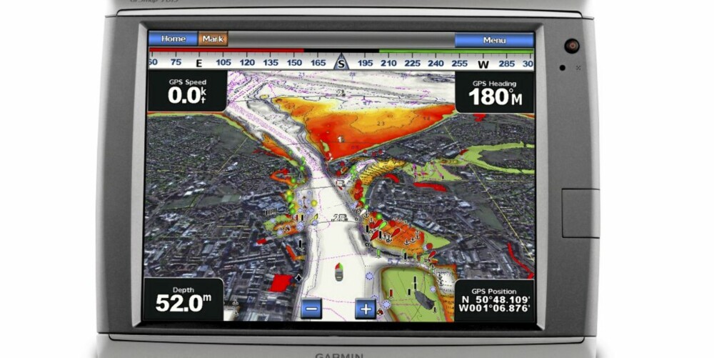 Garmin GPSMap 7015