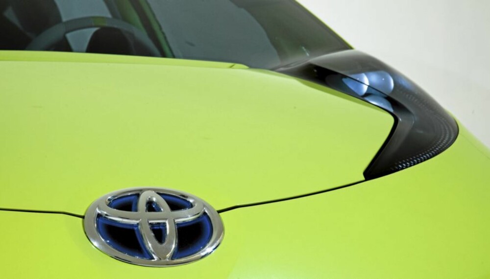 FÅ DETALJER: Vi vet foreløpig lite om Toyotas nye hybridbil. Men én ting er sikkert - den blir liten. FÅ DETALJER: Vi vet foreløpig lite om Toyotas nye hybridbil. Men én ting er sikkert - den blir liten.