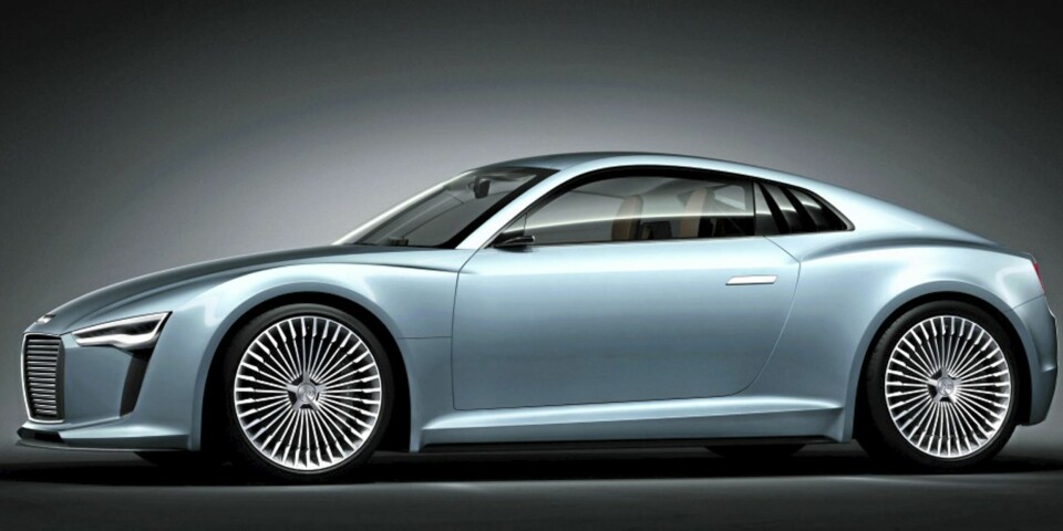 LIK R8: E-tron er veldig lik R8 utvendig, men under skallet er det meste annerledes.