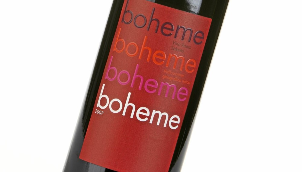 ANONYM: Boheme 2007 er en rødvin med lite fylde og anonym frukt i smaken. ANONYM: Boheme 2007 er en rødvin med lite fylde og anonym frukt i smaken.