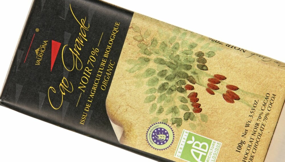 GOD BALANSE: Valrhona Cao Grande Noir 70 prosent er en sjokolade med god balanse og grei konsistens. GOD BALANSE: Valrhona Cao Grande Noir 70 prosent er en sjokolade med god balanse og grei konsistens.