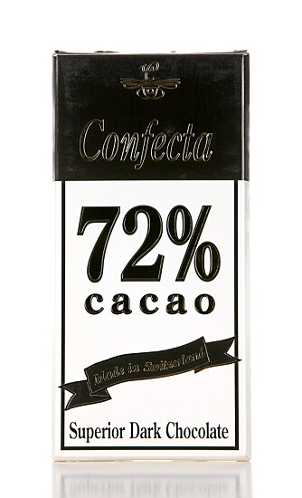 SMØRAKTIG: Sjokoladen fra Confecta på 72 prosent er smøraktig og fet på smak.