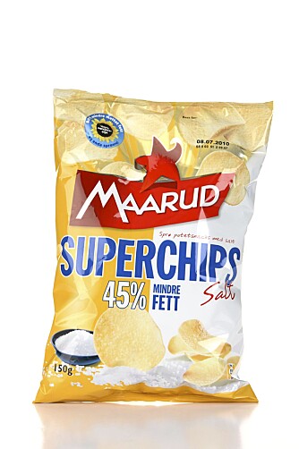 TYNNE FLAK: Superchipsen til Maarud har tynne flak og smaker passe salt.