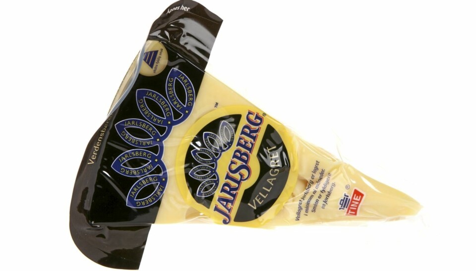 LIGNER PÅ NORVEGIA: Tine Vellagret Jarlsberg er nesten identisk i innhold som Tine Norvegia.
