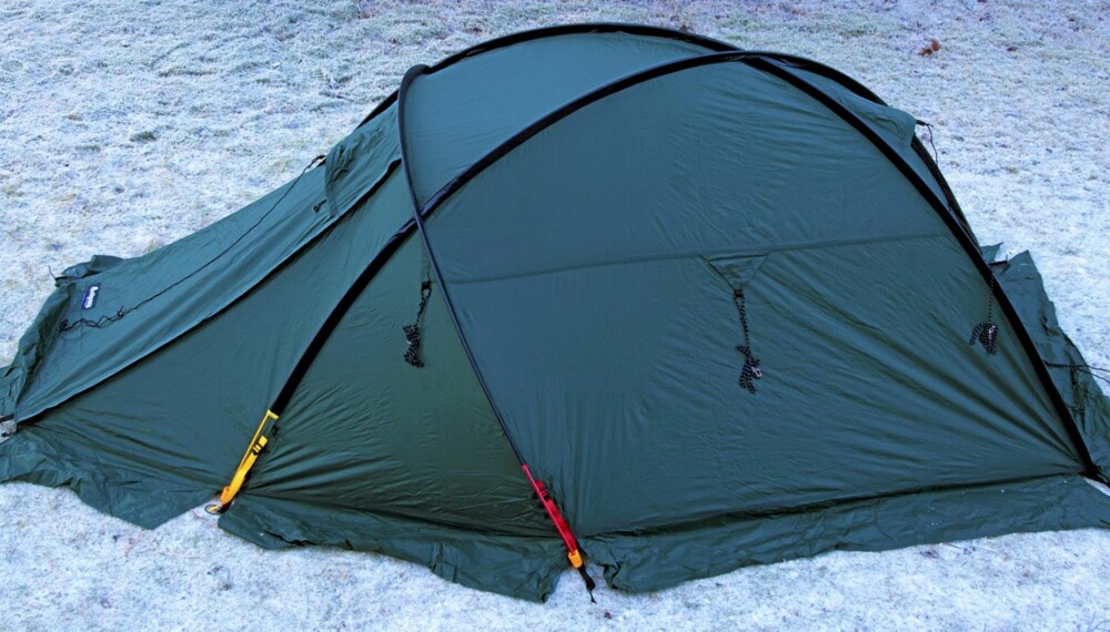 BEGRENSNINGER: Bergans Antarktis er et solid og stabilt telt, men små ventiler og lav høyde begrenser noe.