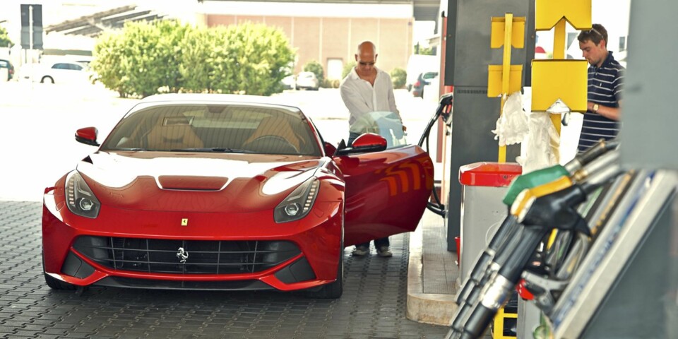 DRIKKE LITT: Man må selvsagt belage seg på å tilbringe en del tid her.