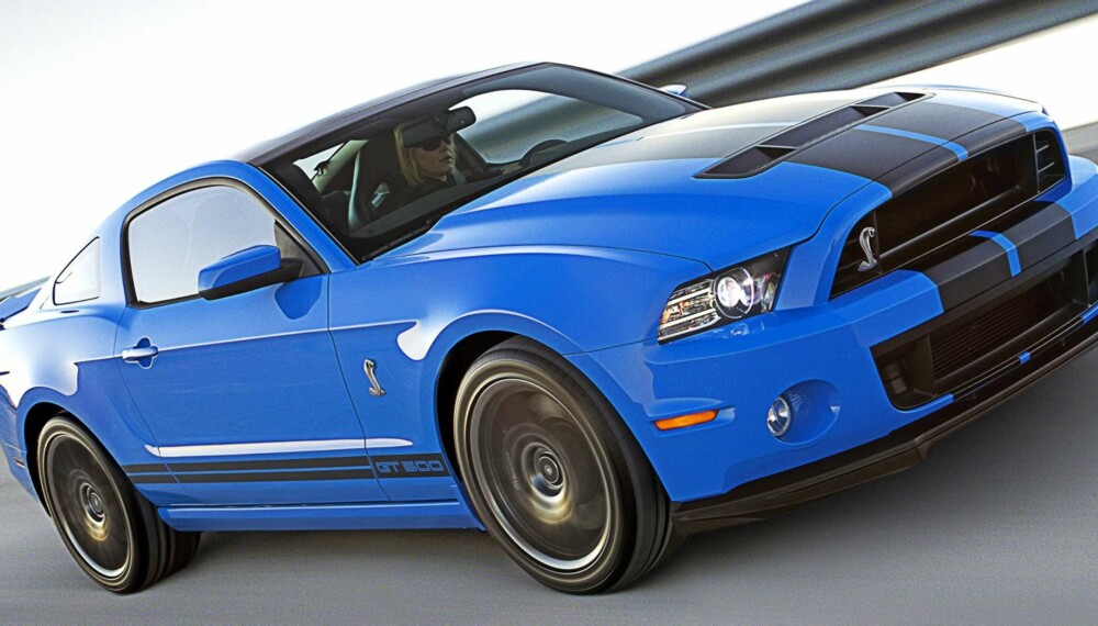 MASSIV: Shelby GT500 er skremmende sterk med sine 671 hk og 678 Nm. Foto: Ford MASSIV: Shelby GT500 er skremmende sterk med sine 671 hk og 678 Nm. Foto: Ford