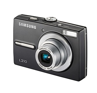 BILLIG: For å være et billigkamera skårer Samsung L210 svært bra. I vår test får den en god 5-er.