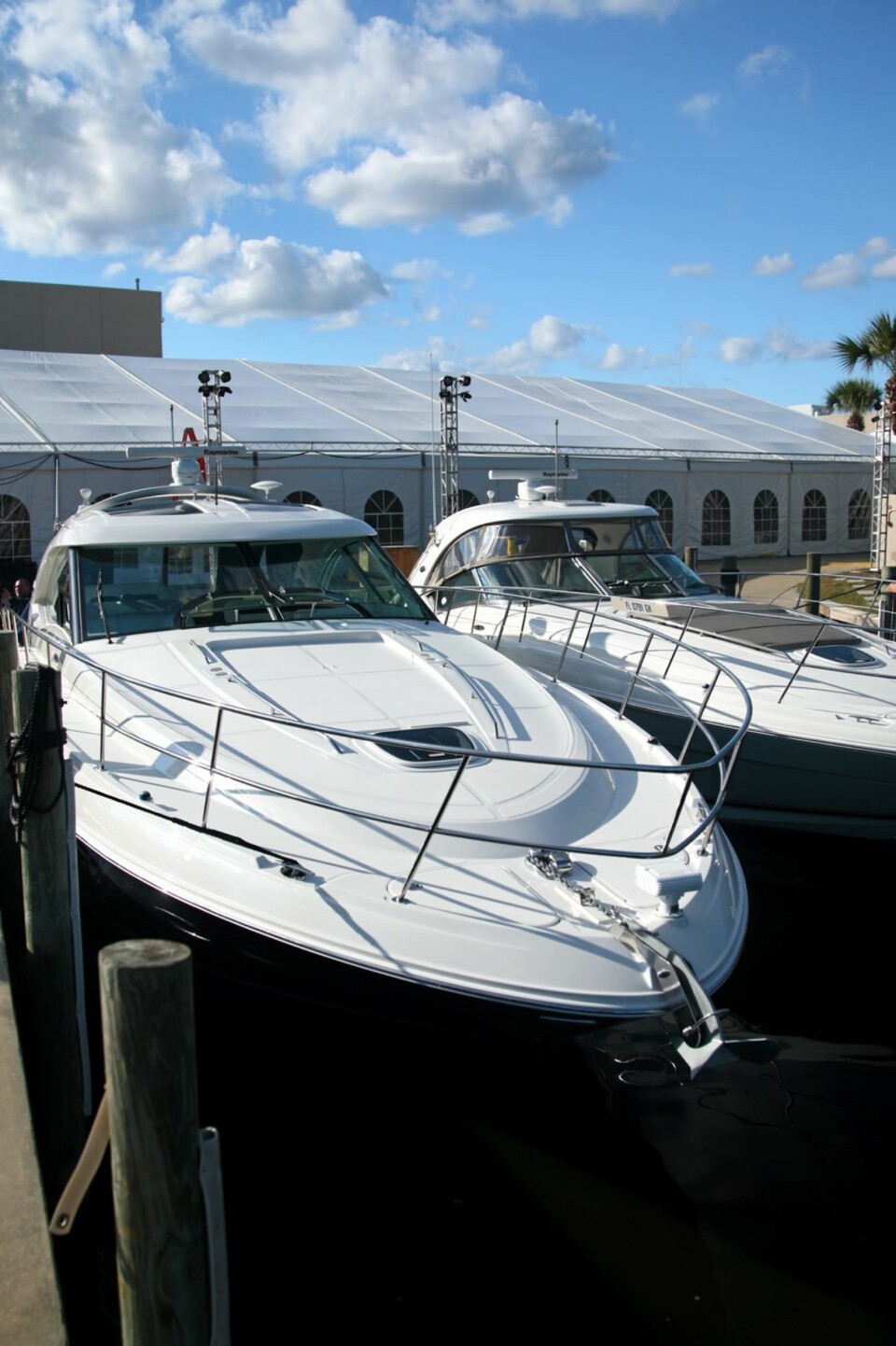 Prøvekjørt
Sea Ray Sundancer 48 (515)