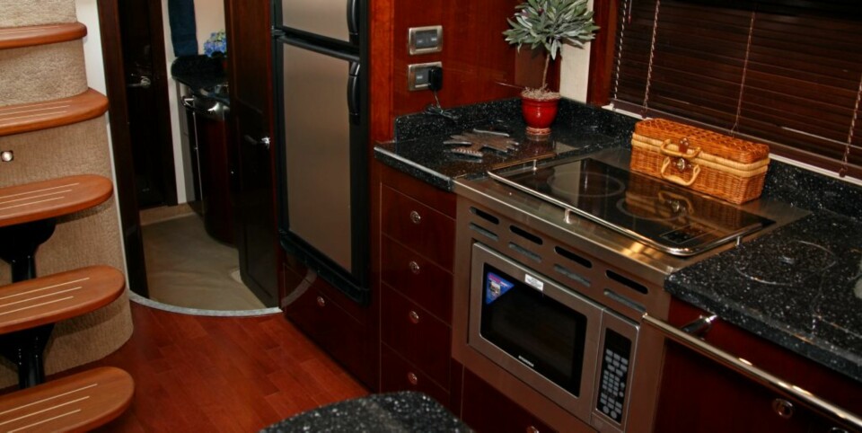 Prøvekjørt
Sea Ray Sundancer 48 (515)