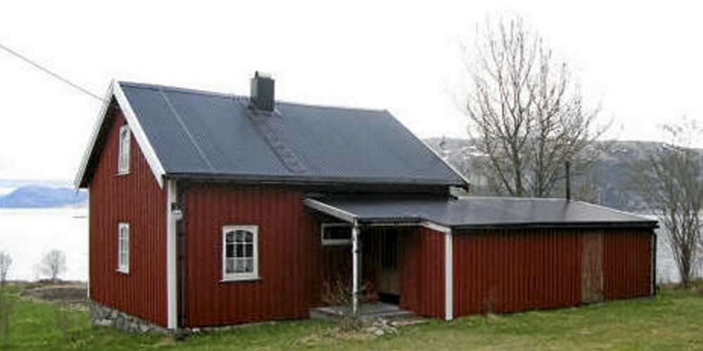 Hytte og 1,28 mål tomt i Kjørsvika i Sømna. Prisantydning: 490.000 kroner.