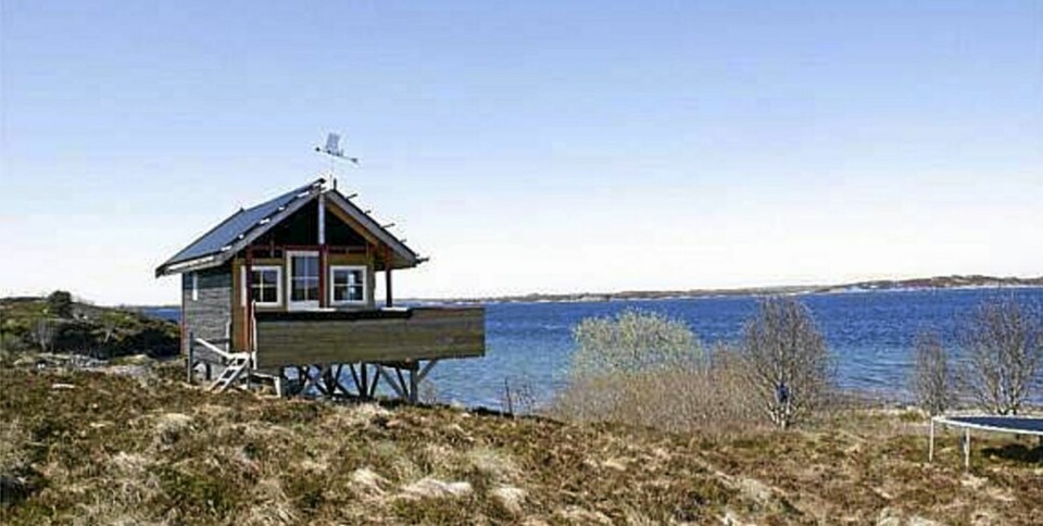 Eiendom med stor tomt og utsikt over skjærgården på Smøla. Prisantydning: 500.000 kroner.