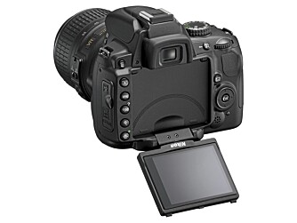 VIPPESKJERM: Også Nikon D5000 byr på vippeskjerm.