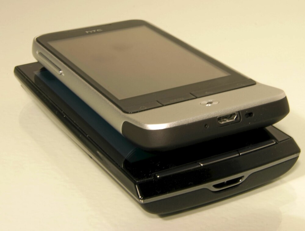 MINDRE: HTC Legend er en del mindre enn Sony Ericsson Xperia X10 som vi nettopp har fått inn til test.