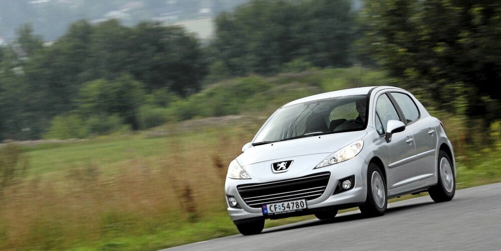SIKKER BIL: Euro NCAP berømmet bilen for sikkerheten, og alt av sikkerhetsutstyr er standard. SIKKER BIL: Euro NCAP berømmet bilen for sikkerheten, og alt av sikkerhetsutstyr er standard.