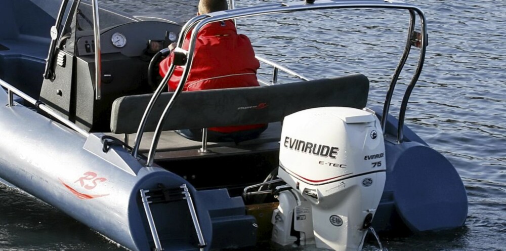 FUNGERER BRA: Små endringer gjør at båten fungerer glimrende selv med 75 hk i 35 knop.